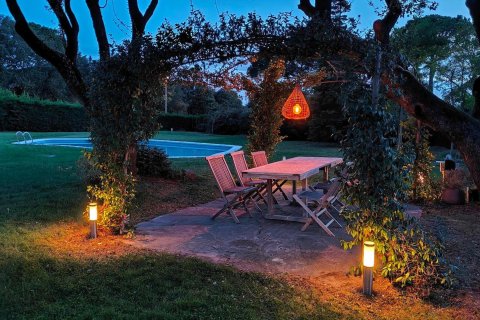 Купить дом в Сева, Испания с 9 комнат, № 1647 - фото 8