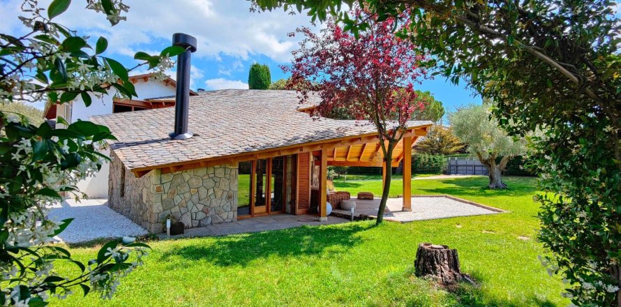 Дом с 8 спальнями в Севой, Барселона, Каталония, Испания № 1647