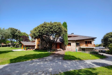 Купить дом в Сева, Испания с 9 комнат, № 1647 - фото 6