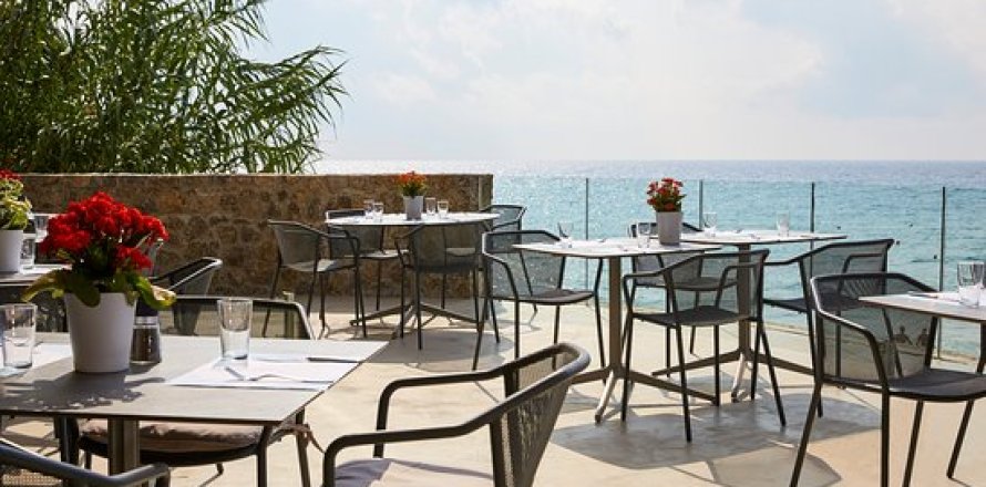 27 m² commercial property à vendre à Barcelona, Catalonia, Spain № 1146