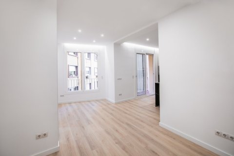 Купить квартиру в Эшампле, Испания с 3 спальни, 95м², № 1145 - фото 29