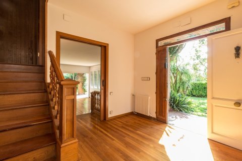 Купить виллу в Барселона, Испания с 9 спален, 706м², № 1144 - фото 7