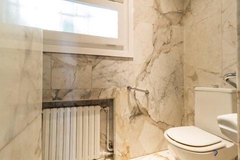 Купить виллу в Барселона, Испания с 9 спален, 706м², № 1144 - фото 23