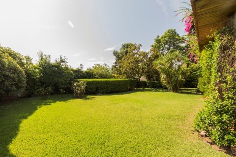 Купить виллу в Барселона, Испания с 9 спален, 706м², № 1144 - фото 5