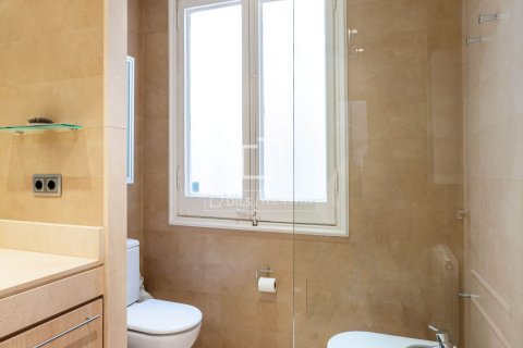 5 chambres apartment à vendre à Barcelona, Catalonia, Spain № 4280 - photo 18