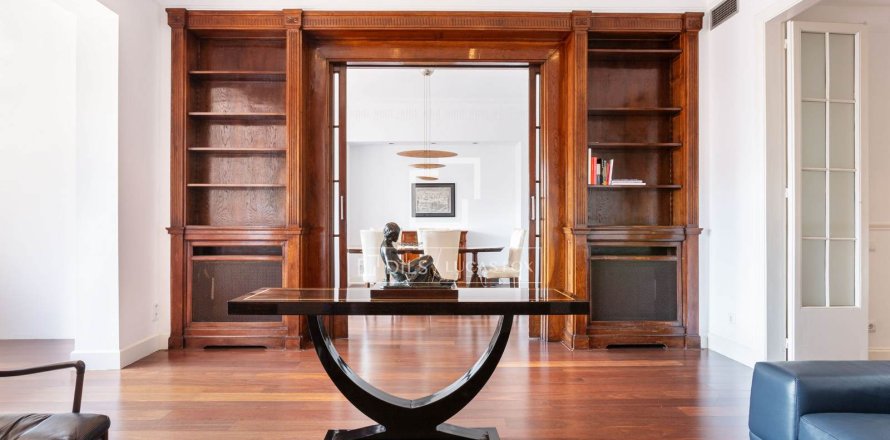 5 chambres apartment à vendre à Barcelona, Catalonia, Spain № 4280