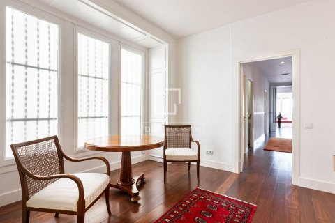 5 chambres apartment à vendre à Barcelona, Catalonia, Spain № 4280 - photo 6