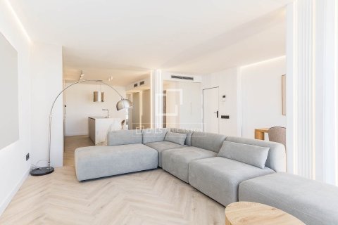 2 chambres apartment à vendre à Barcelona, Catalonia, Spain № 4279 - photo 3