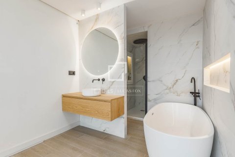 2 chambres apartment à vendre à Barcelona, Catalonia, Spain № 4279 - photo 16