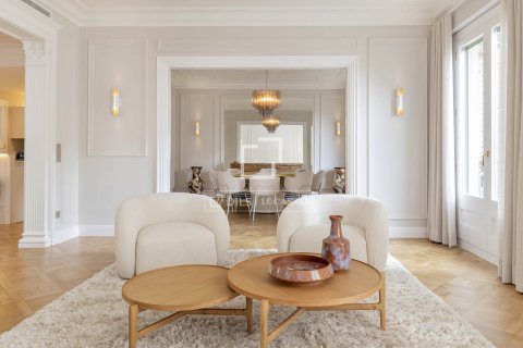 3 chambres apartment à vendre à Barcelona, Catalonia, Spain № 4281 - photo 5