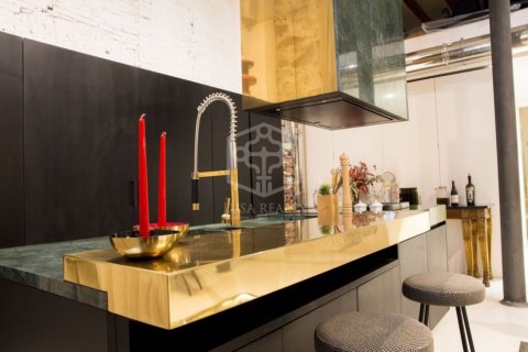 3 chambres apartment à vendre à Barcelona, Catalonia, Spain № 937 - photo 8