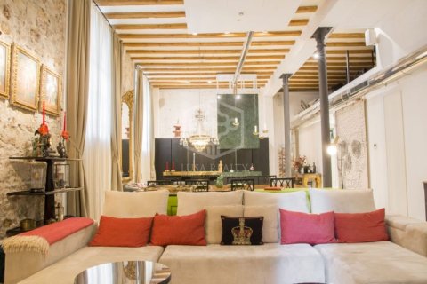 3 chambres apartment à vendre à Barcelona, Catalonia, Spain № 937 - photo 2