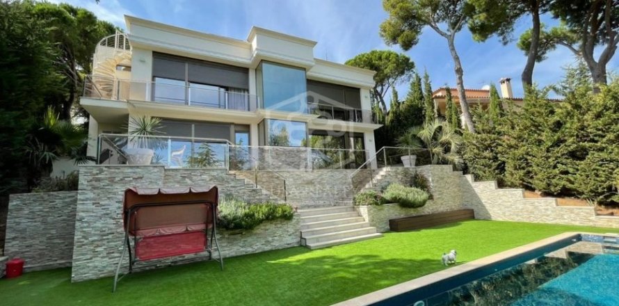 4 chambres villa à vendre à Calonge, Girona, Catalonia, Spain № 938