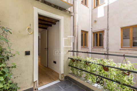 2 bedrooms apartment for sale in Barcelona, Catalonia, Spain № 6283 - photo 7