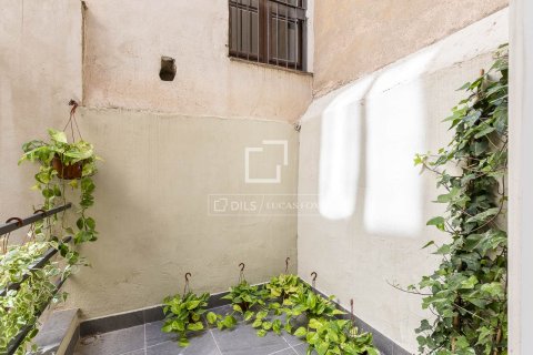 2 bedrooms apartment for sale in Barcelona, Catalonia, Spain № 6283 - photo 18