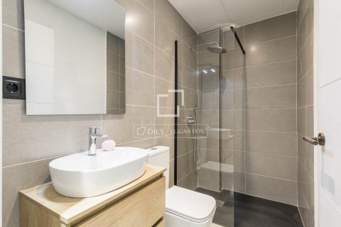 2 bedrooms apartment for sale in Barcelona, Catalonia, Spain № 6283 - photo 11