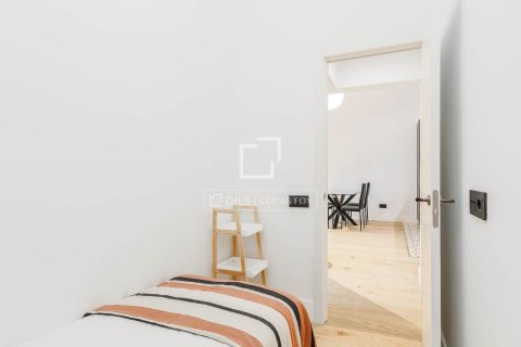 2 bedrooms apartment for sale in Barcelona, Catalonia, Spain № 6283 - photo 13