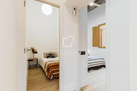 2 bedrooms apartment for sale in Barcelona, Catalonia, Spain № 6283 - photo 25