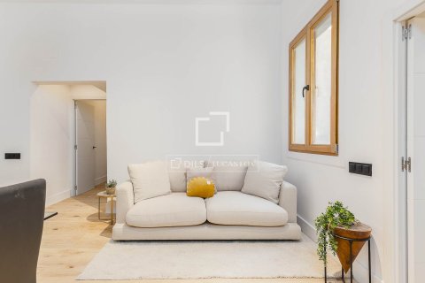 2 bedrooms apartment for sale in Barcelona, Catalonia, Spain № 6283 - photo 14