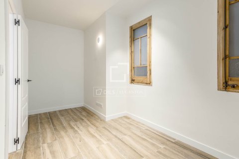 2 bedrooms apartment for sale in Barcelona, Catalonia, Spain № 6285 - photo 24