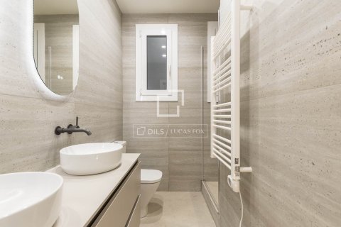 2 bedrooms apartment for sale in Barcelona, Catalonia, Spain № 6285 - photo 20