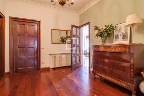 6 bedrooms apartment for sale in Barcelona, Catalonia, Spain № 6284 - photo 2
