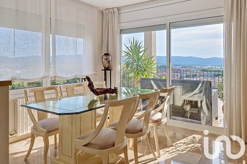 3 bedrooms house for sale in La Bisbal D'emporda, Girona, Catalonia, Spain № 4824 - photo 2