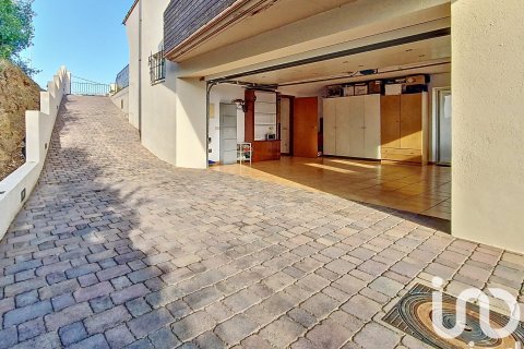 3 bedrooms house for sale in La Bisbal D'emporda, Girona, Catalonia, Spain № 4824 - photo 15