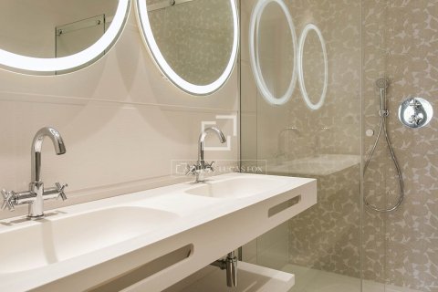 Apartamento de 3 dormitorios en alquiler en Barcelona, Cataluña, Spain № 4517 - foto 28