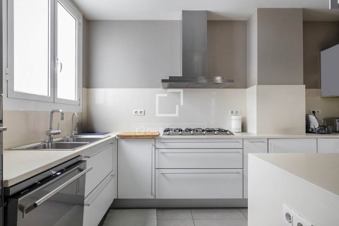 3 chambres apartment à louer à Barcelona, Catalonia, Spain № 4519 - photo 22