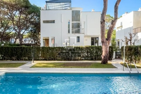 5 chambres villa à louer à Gava, Barcelona, Catalonia, Spain № 4520 - photo 2