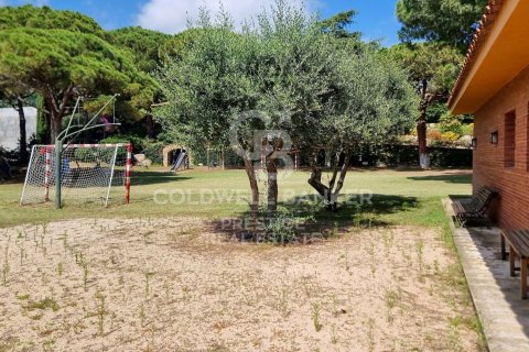 9 chambres house à vendre à Sant Andreu de Llavaneres, Barcelona, Catalonia, Spain № 5880 - photo 24