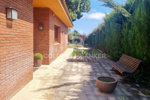 9 chambres house à vendre à Sant Andreu de Llavaneres, Barcelona, Catalonia, Spain № 5880 - photo 25