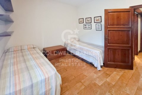 9 chambres house à vendre à Sant Andreu de Llavaneres, Barcelona, Catalonia, Spain № 5880 - photo 17