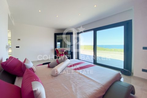 Купить виллу в Лланка, Испания с 4 спальни, 723м², № 5879 - фото 27