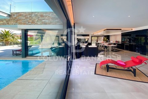 Купить виллу в Лланка, Испания с 4 спальни, 723м², № 5879 - фото 8