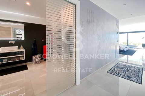 Купить виллу в Лланка, Испания с 4 спальни, 723м², № 5879 - фото 19