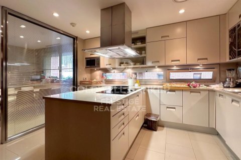 5 chambres apartment à vendre à Barcelona, Catalonia, Spain № 5881 - photo 4