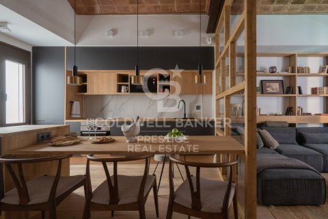 Apartamento de 3 dormitorios en venta en Barcelona, Cataluña, Spain № 5878 - foto 4