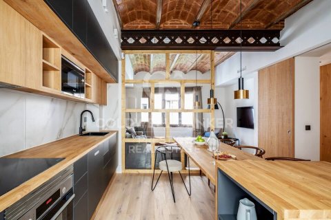 Apartamento de 3 dormitorios en venta en Barcelona, Cataluña, Spain № 5878 - foto 18