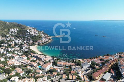 4 bedrooms villa for sale in Roses, Girona, Catalonia, Spain № 5877 - photo 13