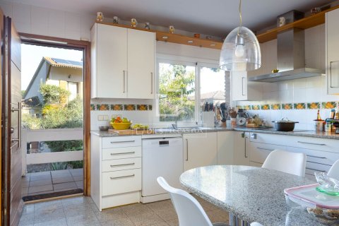 5 chambres villa à vendre à Sant Pol de Mar, Barcelona, Catalonia, Spain № 3957 - photo 11