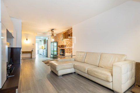 3 chambres apartment à vendre à Esplugues de Llobregat, Barcelona, Catalonia, Spain № 3958 - photo 2