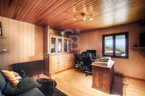 Купить дом в Каталония, Испания с 6 спален, 370м², № 7729 - фото 6