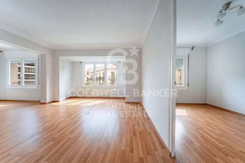 Купить квартиру в Барселона, Испания с 3 спальни, 127м², № 7732 - фото 28