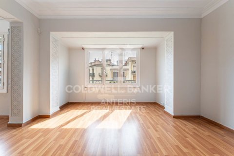 Купить квартиру в Барселона, Испания с 3 спальни, 127м², № 7732 - фото 29