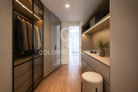 Купить квартиру в Барселона, Испания с 3 спальни, 127м², № 7732 - фото 3
