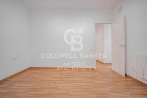 Купить квартиру в Барселона, Испания с 4 спальни, 127м², № 7731 - фото 14