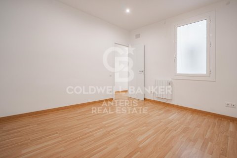 Купить квартиру в Барселона, Испания с 4 спальни, 127м², № 7731 - фото 11