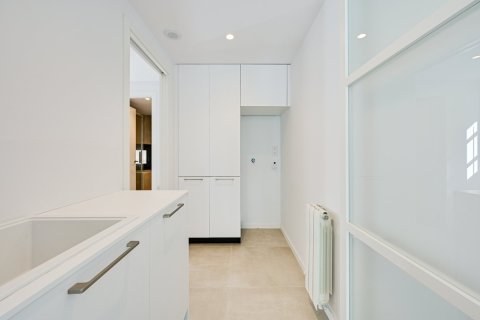 Купить квартиру в Барселона, Испания с 5 спален, 255м², № 1287 - фото 19